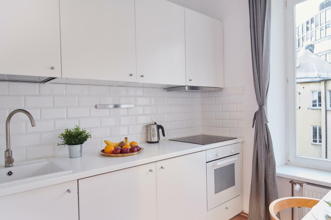Apartments Chmielna 24 By Renters Warsawa Bagian luar foto